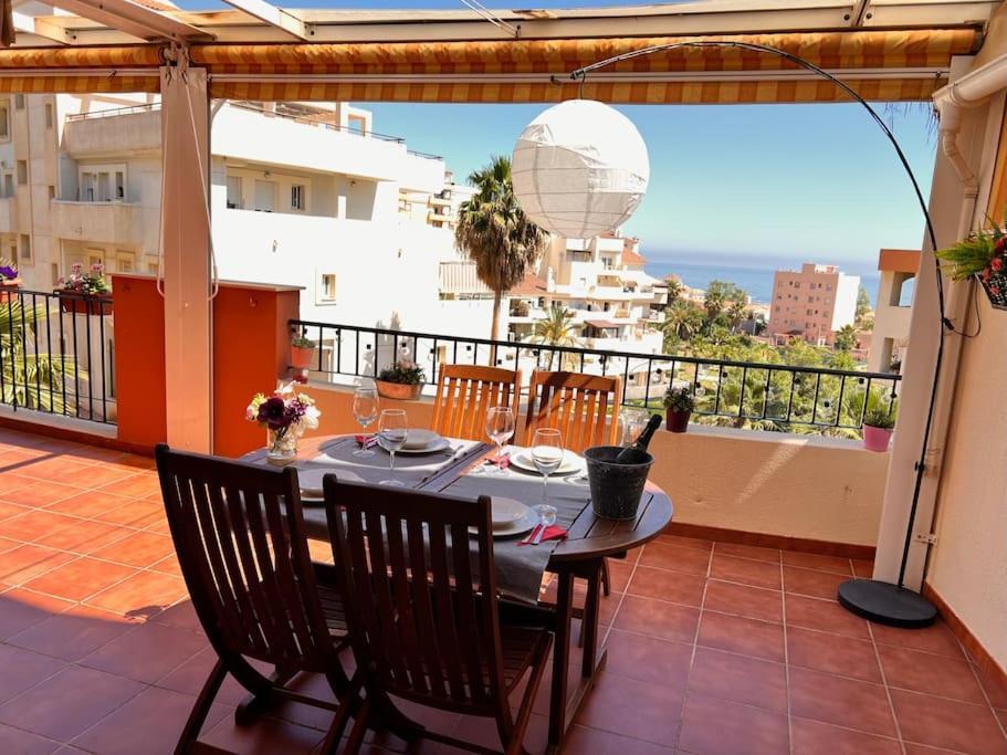 Benalmadena Costa Malaga Apartamento Muy Acogedor Con Vistas Al Mar Terraza Gigante Para Verano E Invierno Parking Exteriér fotografie